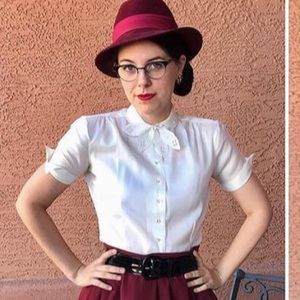 Vtg Cream Bow-Tie Blouse